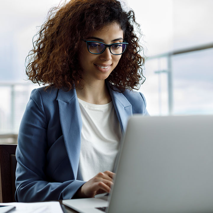 woman on laptop