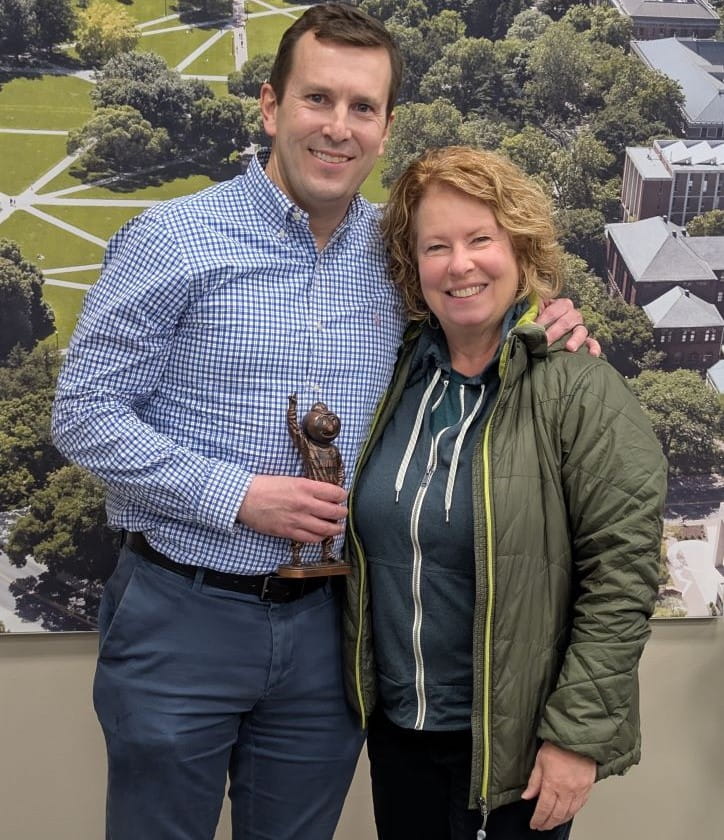 Drs. Jared Moore and Cynthia Kreger smile at the camera.