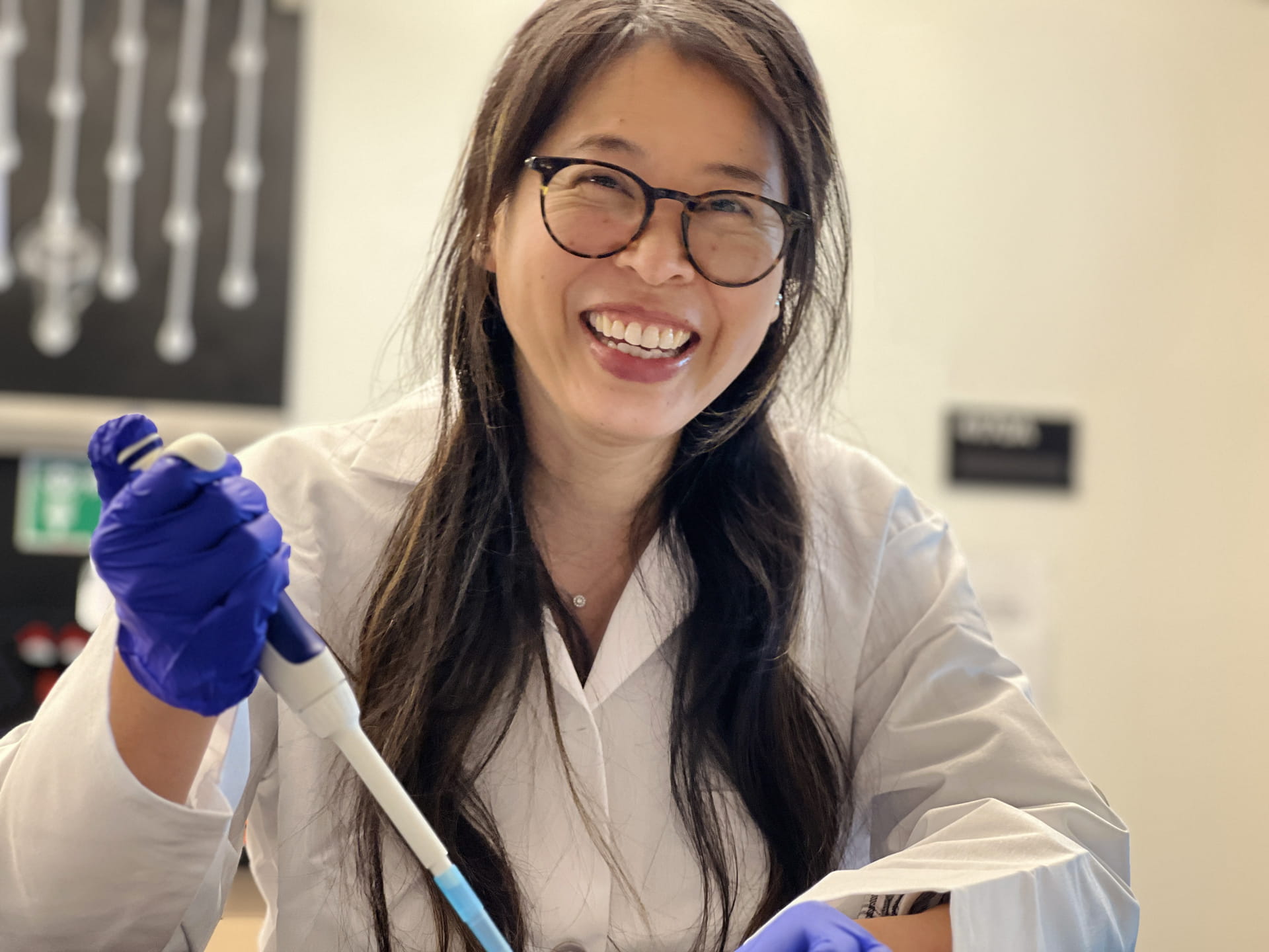 Dr. Song in lab