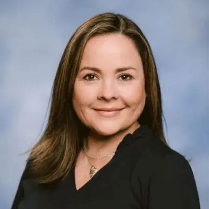 Dubraska Diaz-Campos