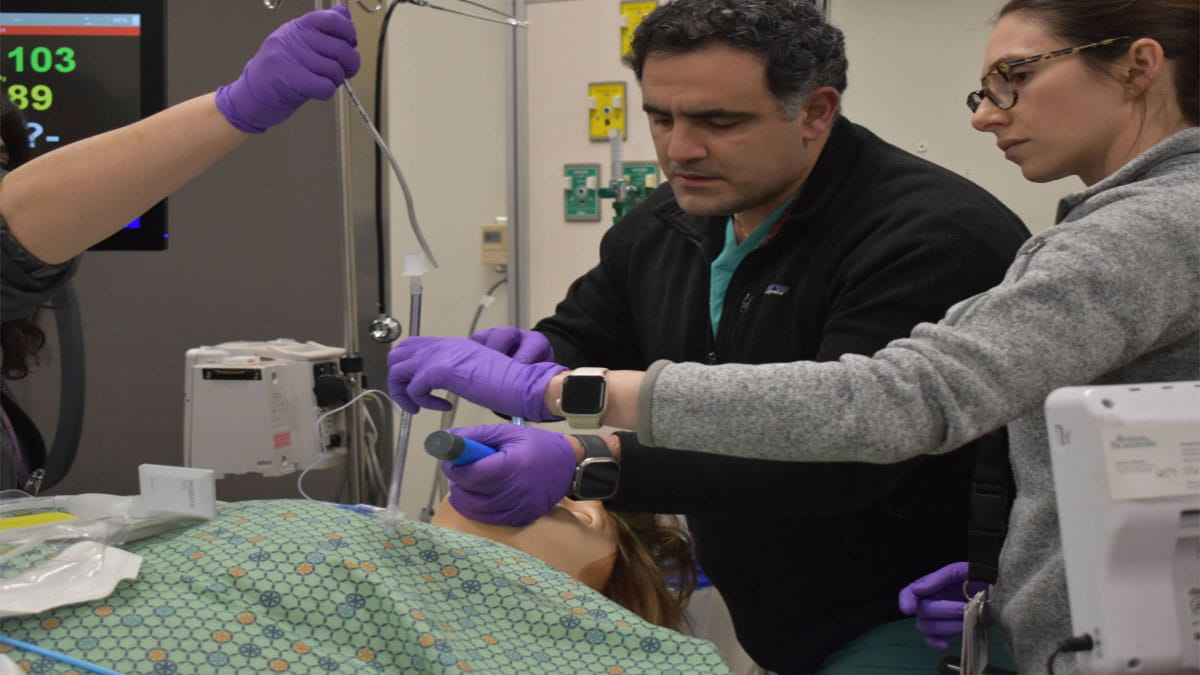Residents train non-surgical airway procedures on manikins
