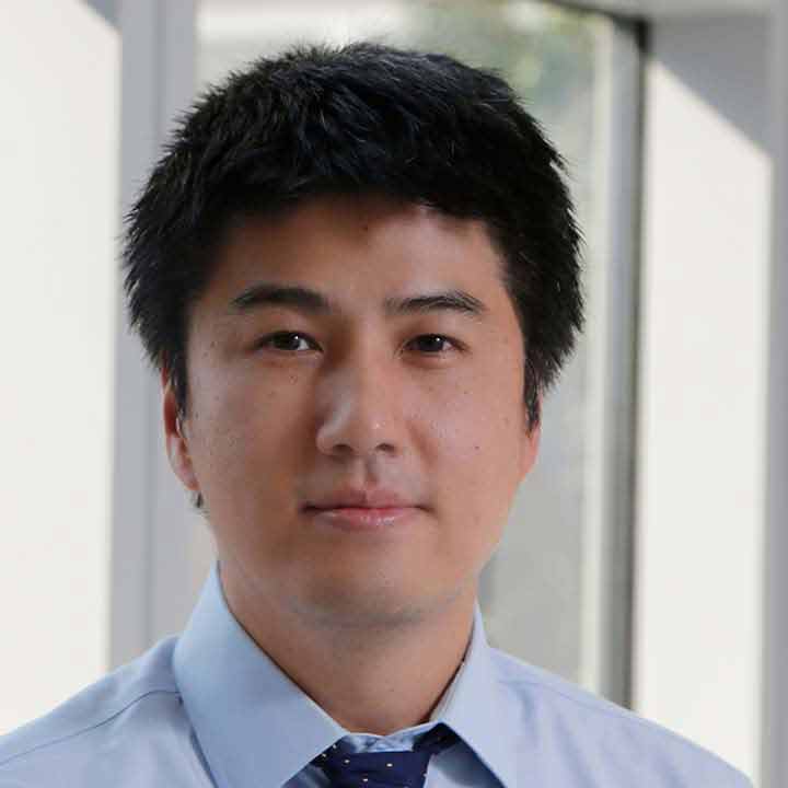 Peter Lee, MB/ChB