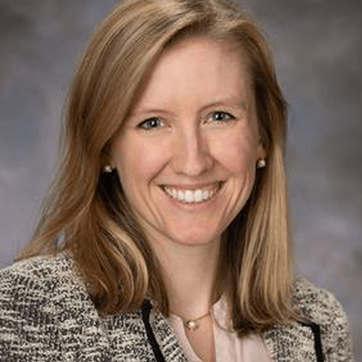 elizabeth linstedt headshot