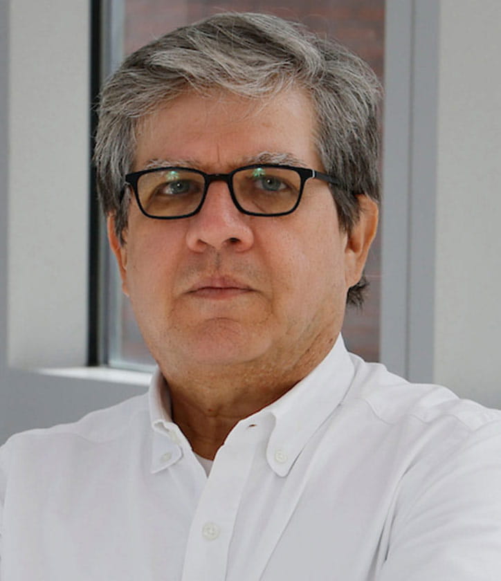 Mauricio Rojas, MD