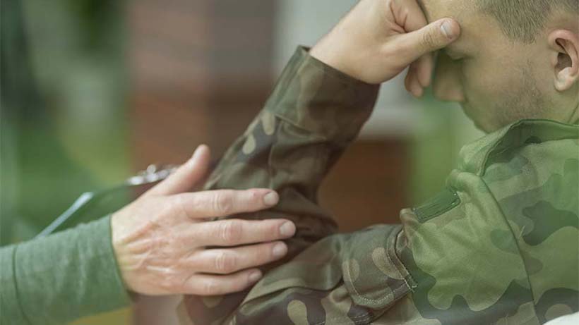 CounselorWithVetLandingPageImage