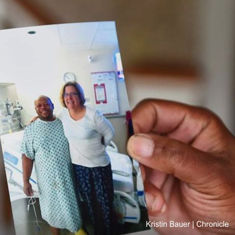 18 Elyria Man Gets Kidney 460x460